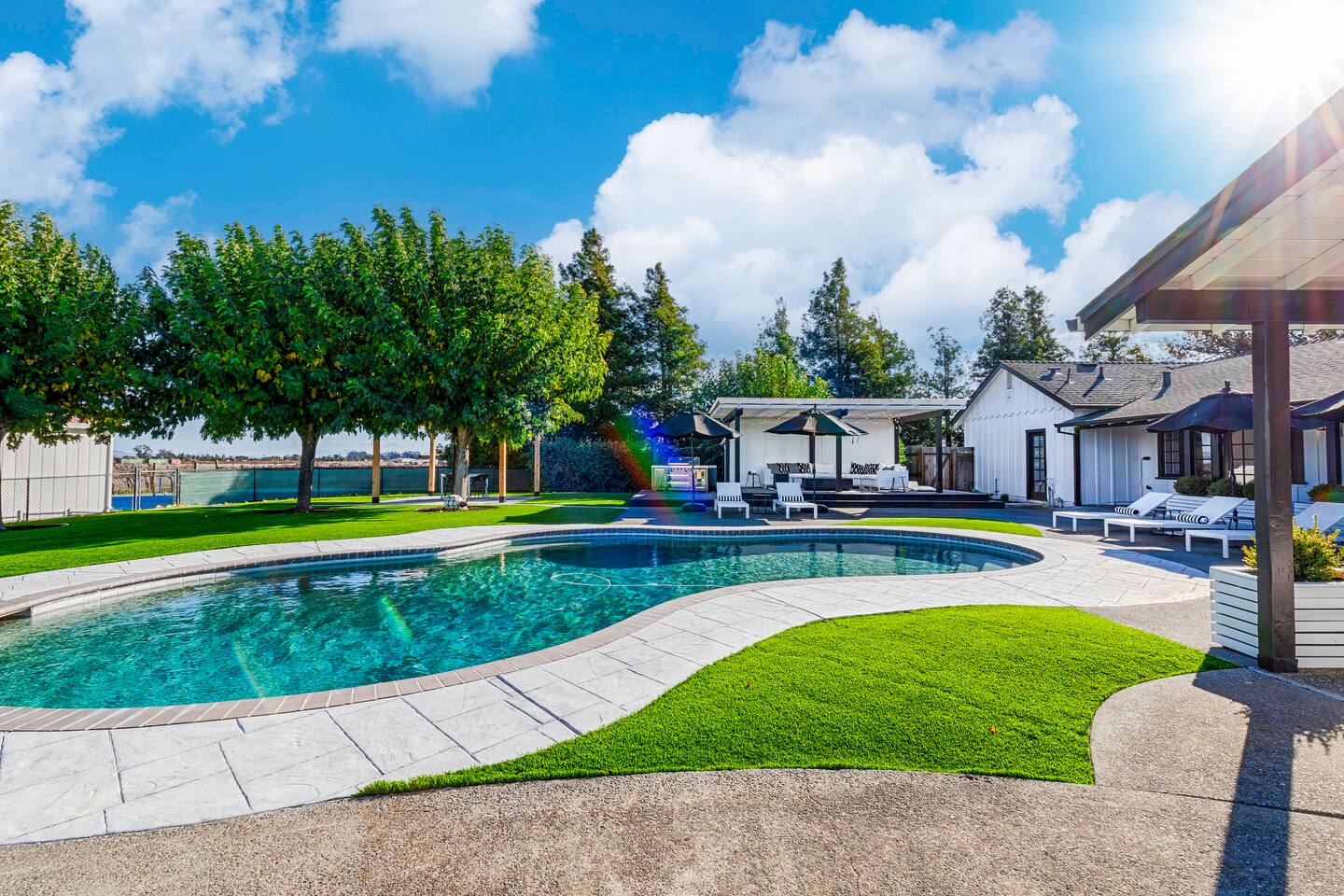 Modern Ranch House-swim|soak|pickleball|wineries — Sonoma, CA — vacation rental
