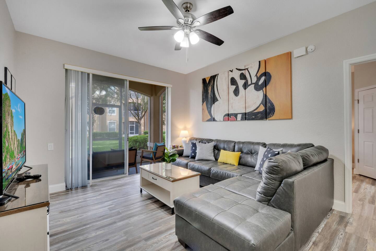 1st floor-SunsetView-Poolside -1.5 Miles to Disney