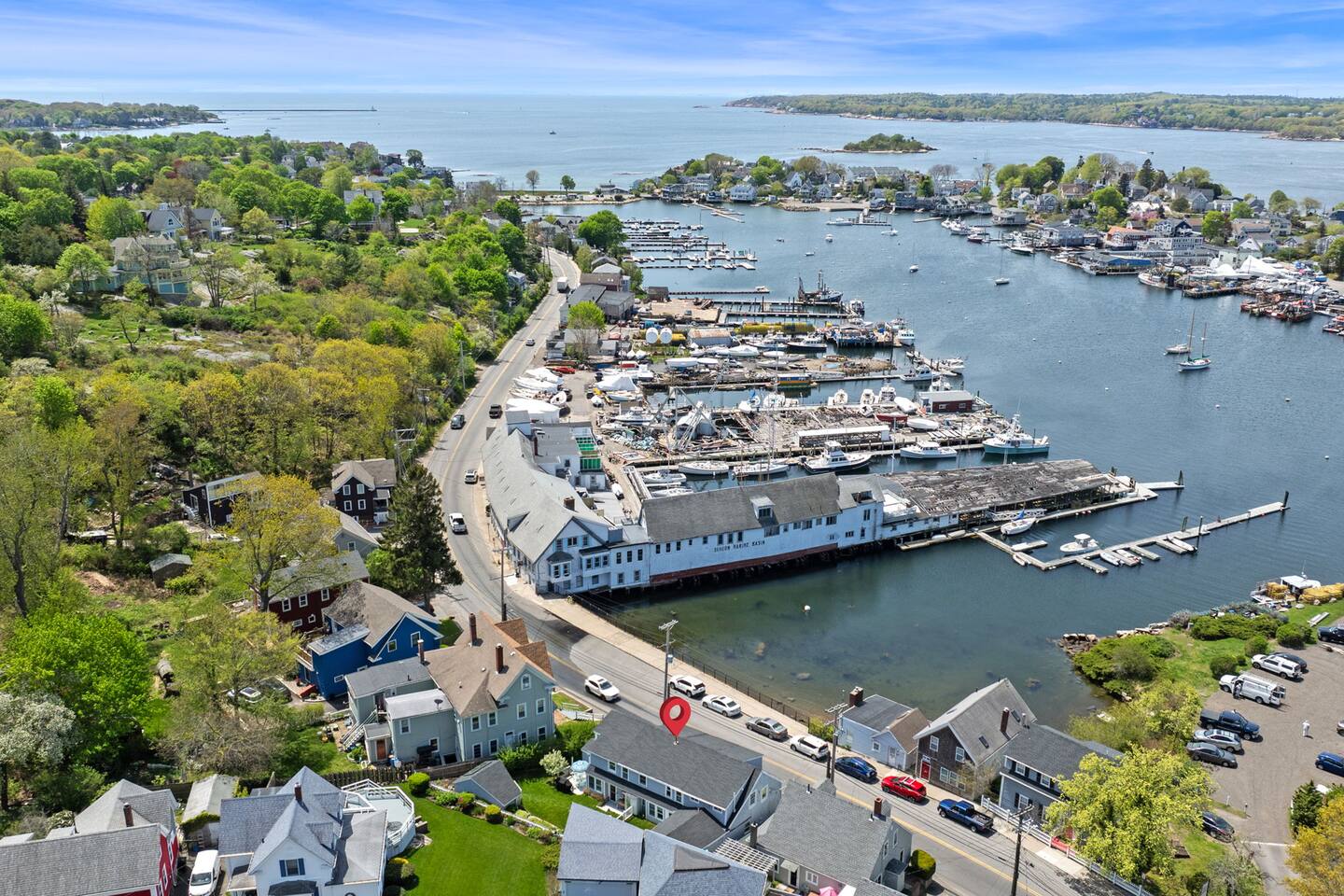 2BR/3 BA Harbor Home|Wake up to Ocean Views — Gloucester — vacation rental