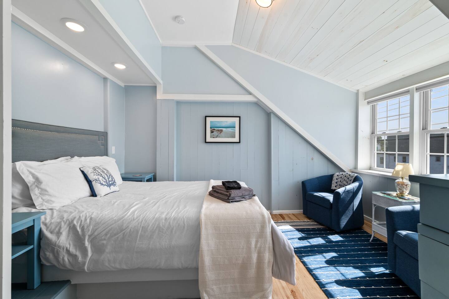 2BR/3 BA Harbor Home|Wake up to Ocean Views