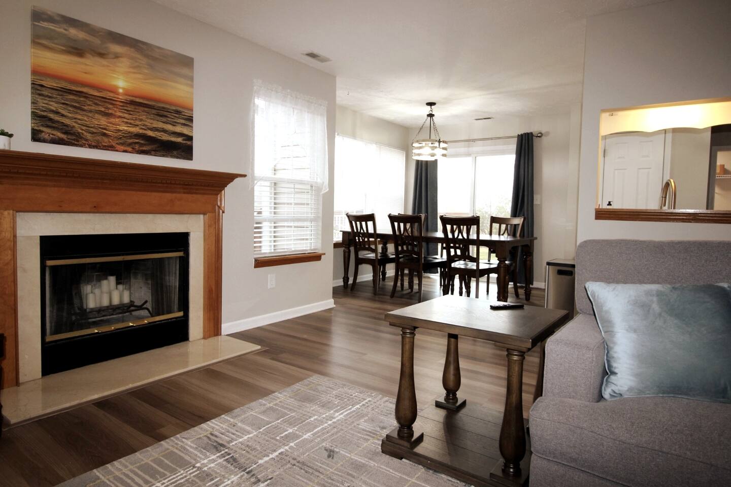 Downtown Westfield • Walk to Dining • Sleeps 12