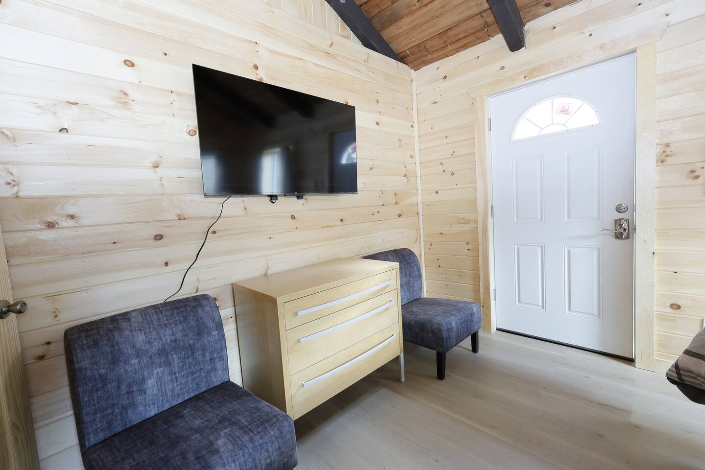 Beautiful Lodge Suite, Center of Hunter Mt 13