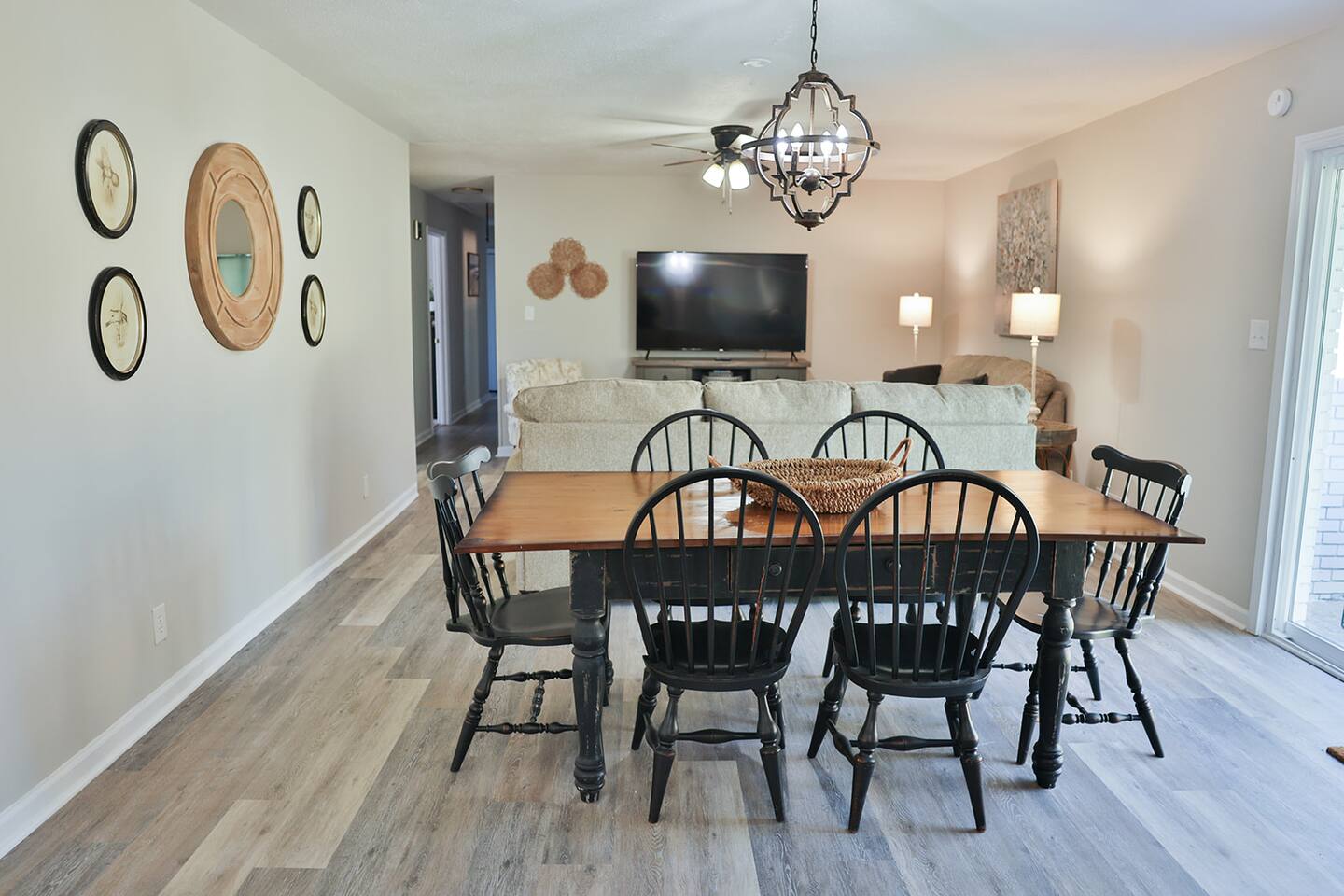 The Lovely Lindale Home w/Gameroom!