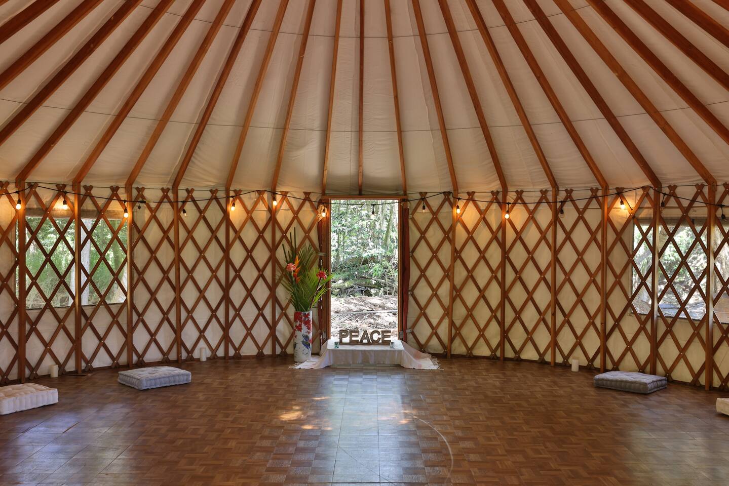 Blissful Island Yurt — Hauula — vacation rental