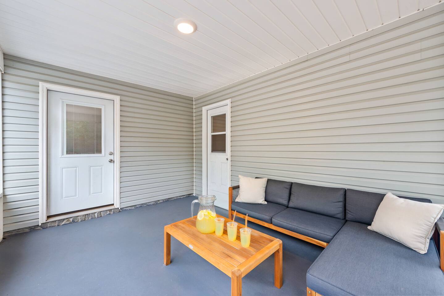 Entire Home with Patio & 5 Min to Navarre Beach