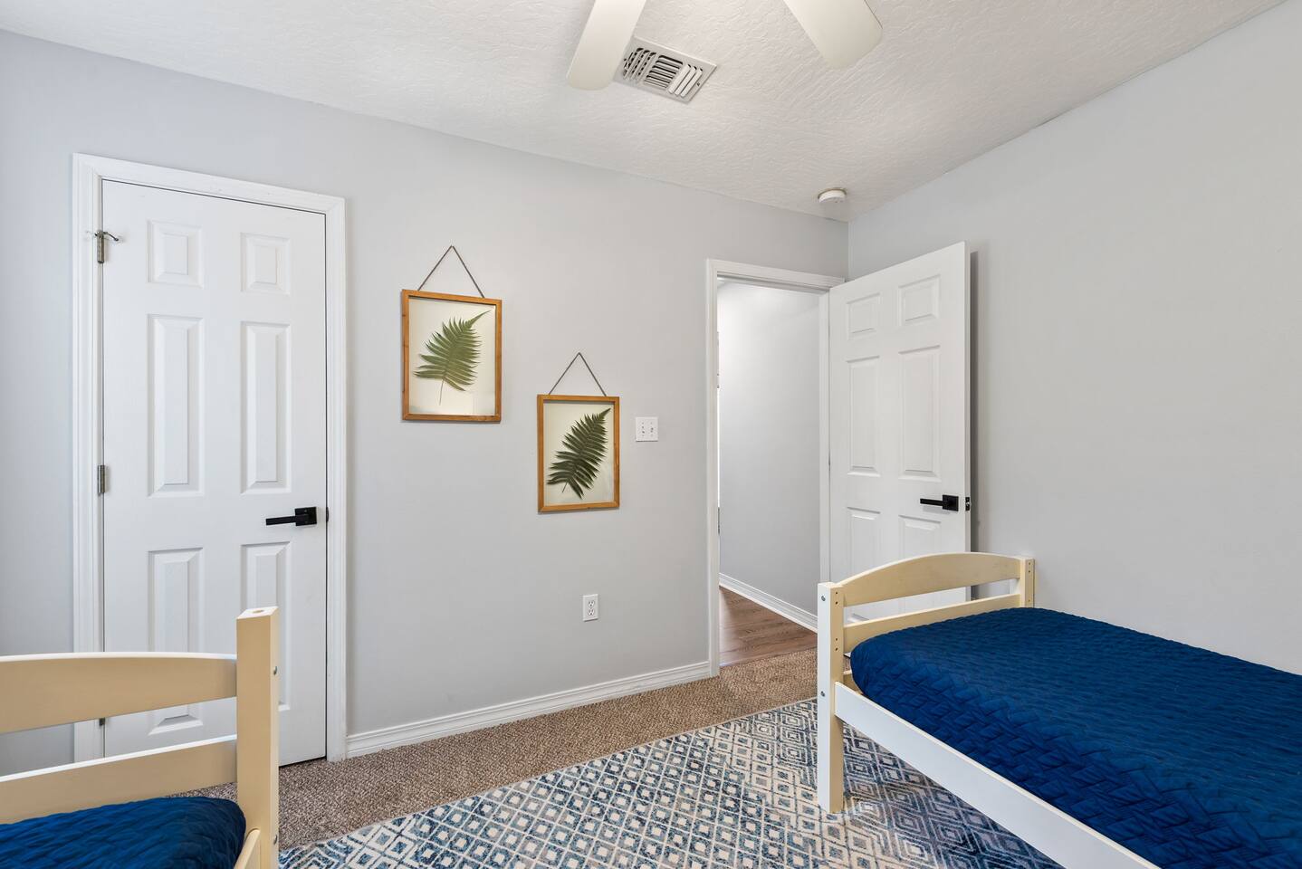 Entire Home with Patio & 5 Min to Navarre Beach