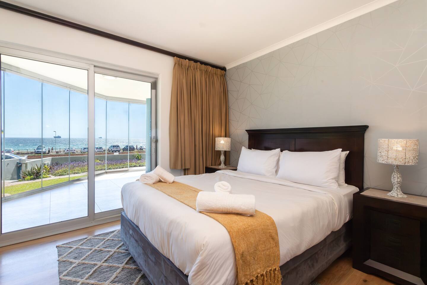 Cape Town - Beachfront apartment with stunning views
