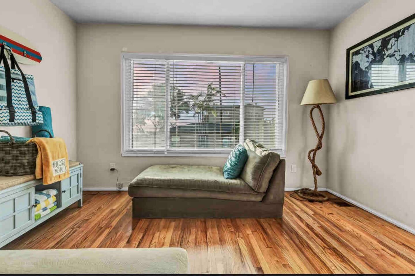 Rustic Coastal Retreat in Sunset Cliffs - 3bed/2ba