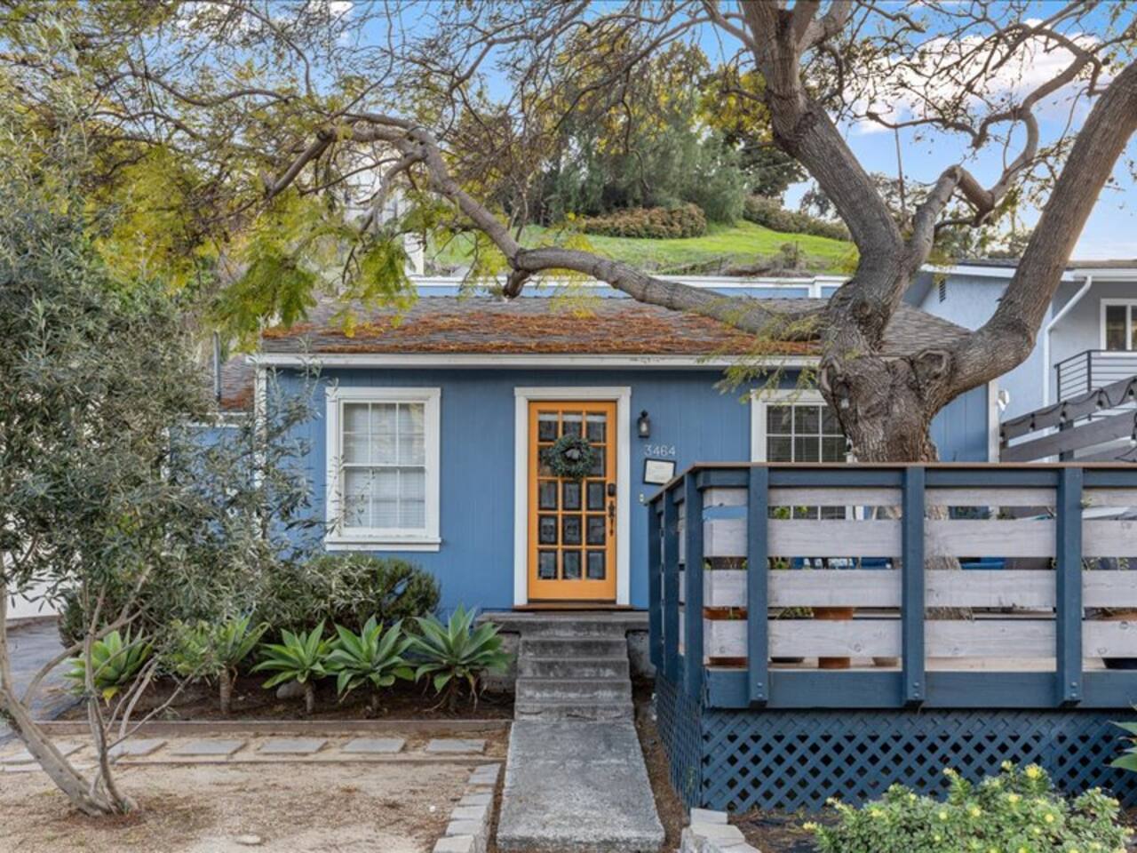 The Downtown Blue Bungalow Escape — San Diego — vacation rental
