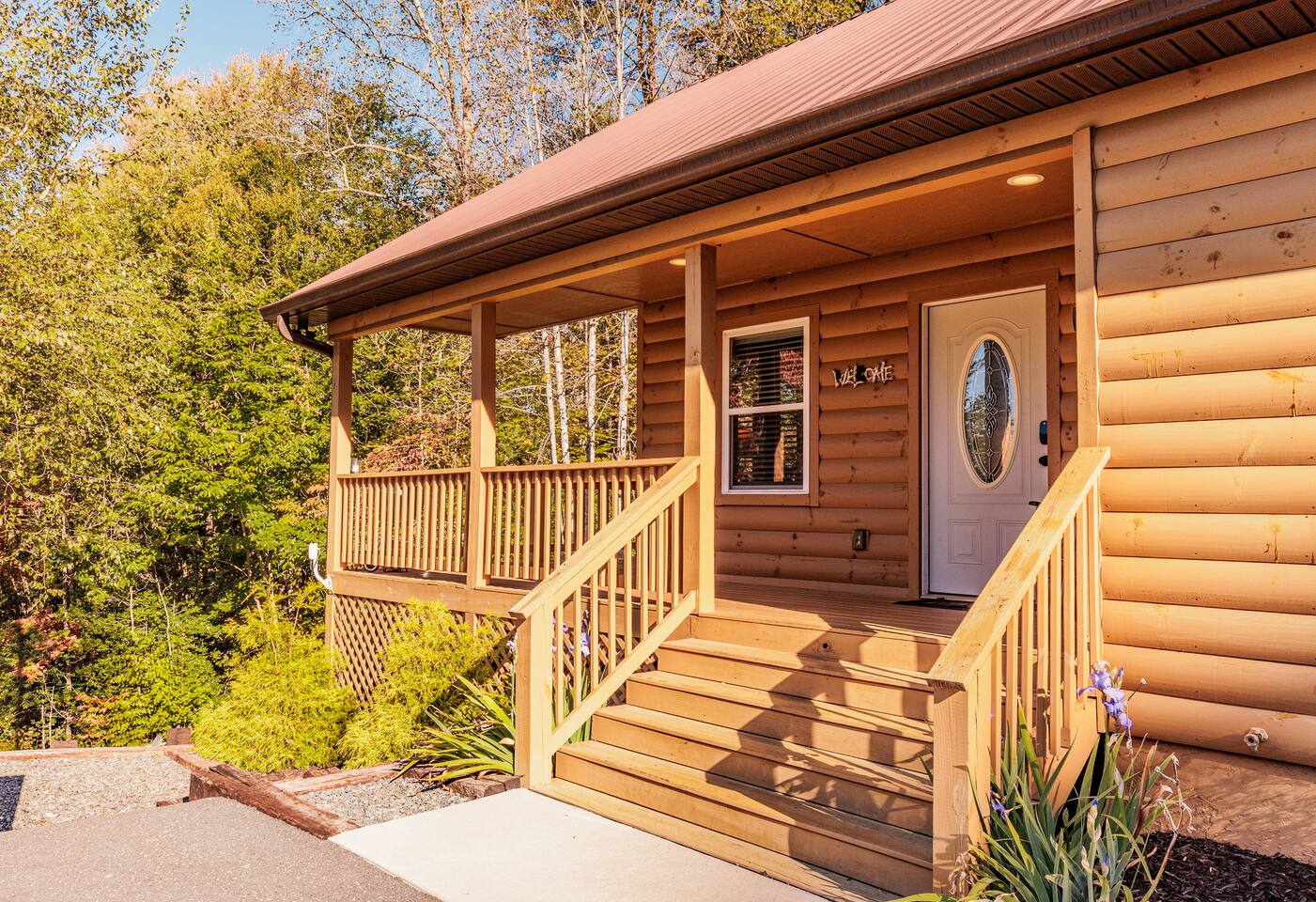 Sleepy Oak Cabin