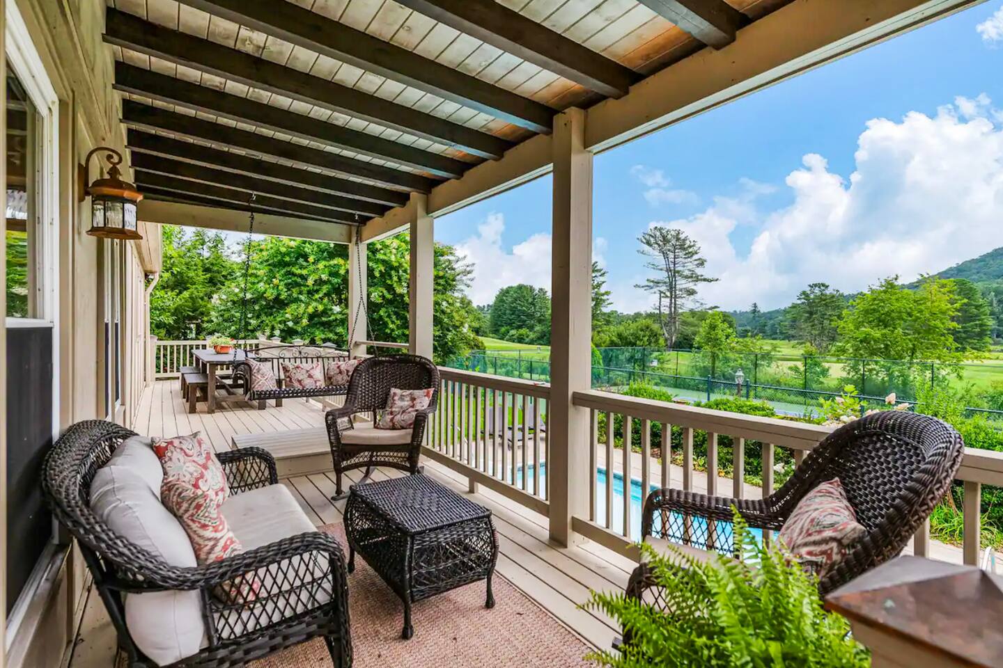 Golf Course Oasis