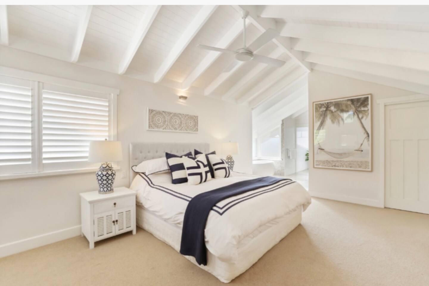 Luxurious Beachside Oasis Sleeps 10
