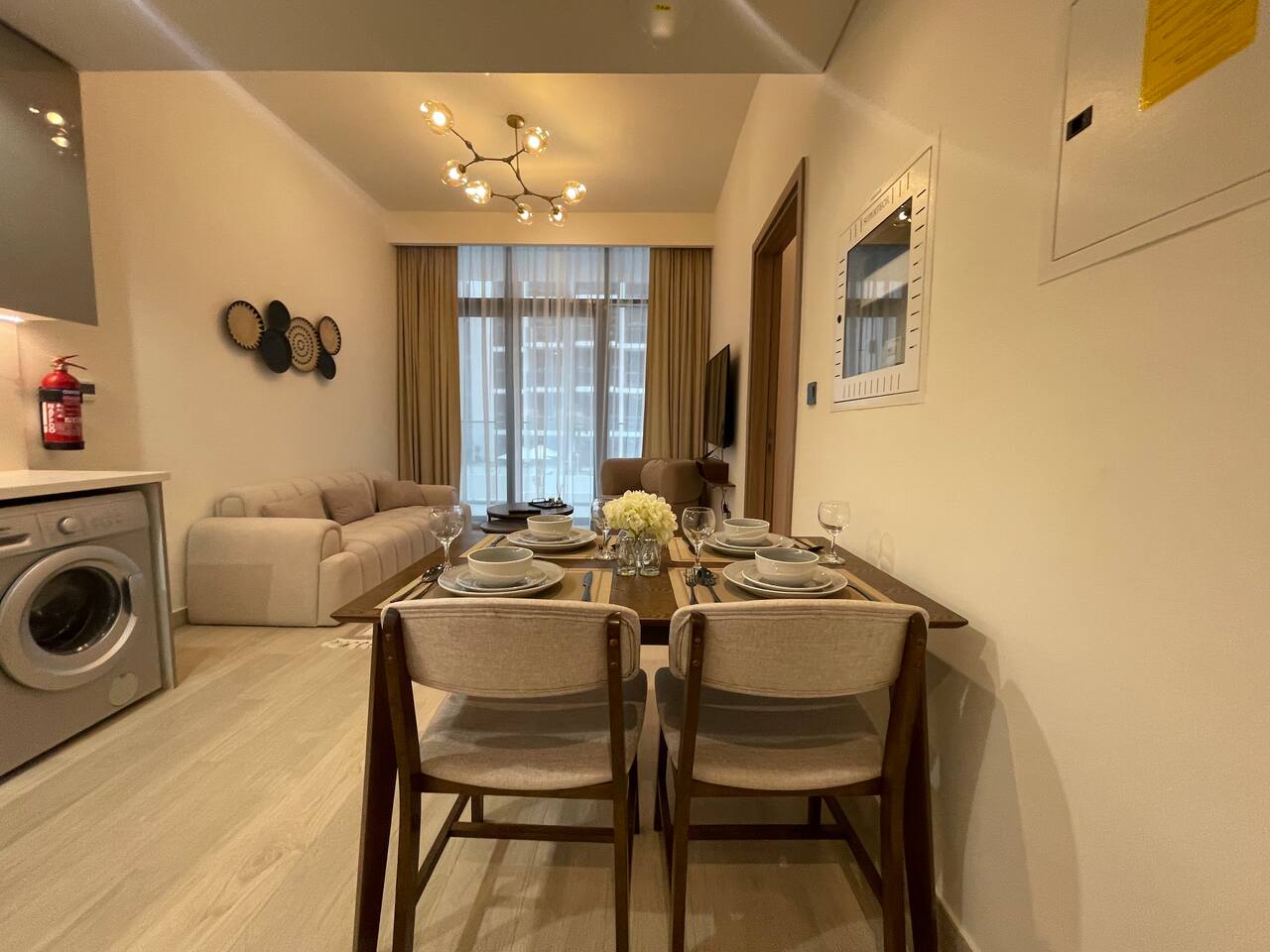 ASHRI HH Breathy Home, with Serene Pool Views