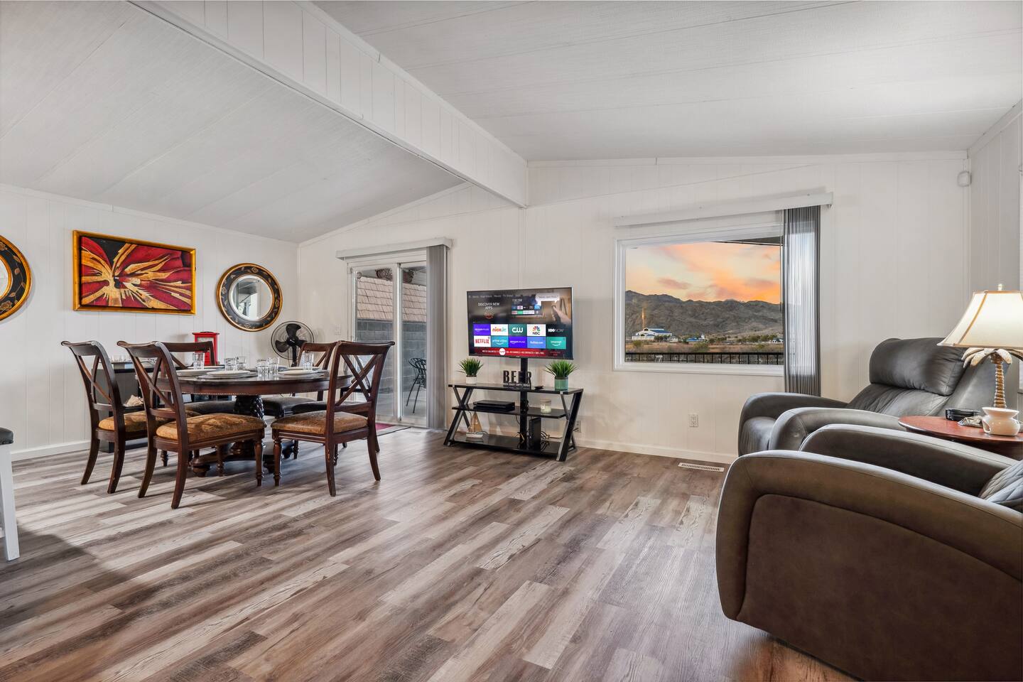 Waterfront | 3bd | 2ba | Sleeps 8 | Casa Del Rio