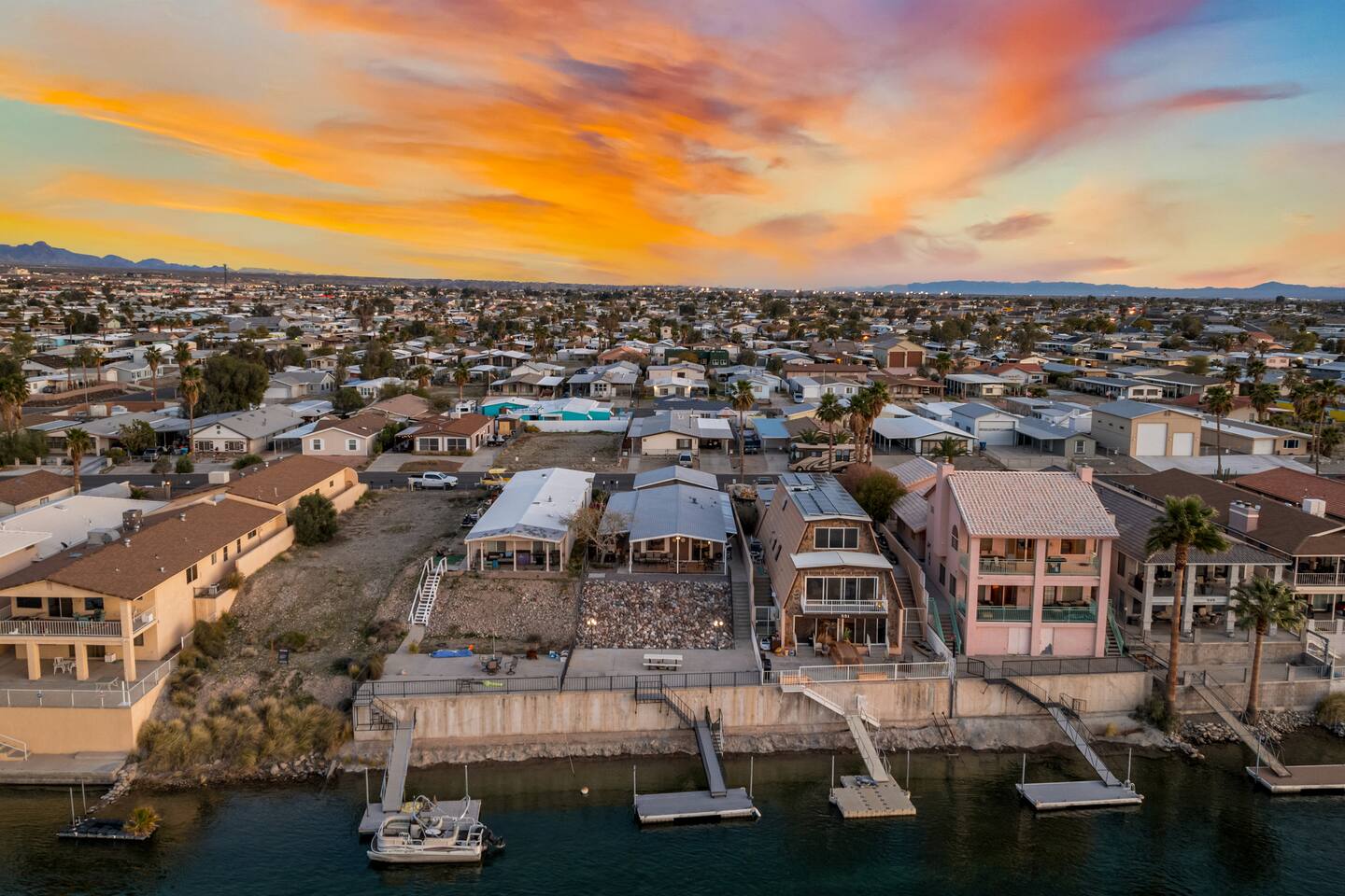 Waterfront | 3bd | 2ba | Sleeps 8 | Casa Del Rio