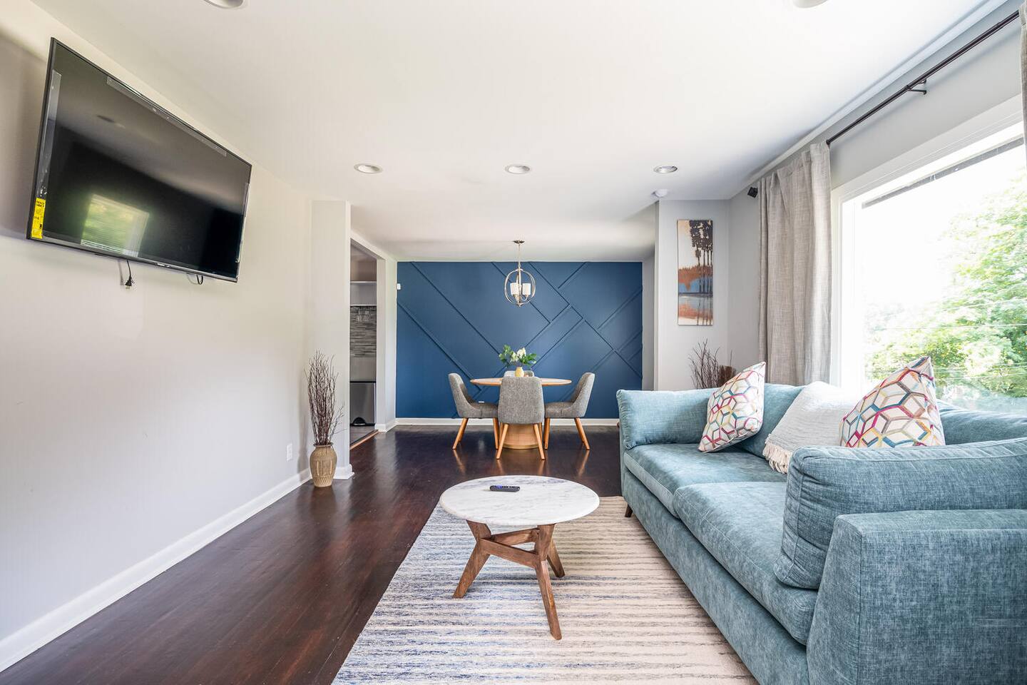 Chic 4BD/4BA Oasis in SW Atlanta — Atlanta — vacation rental