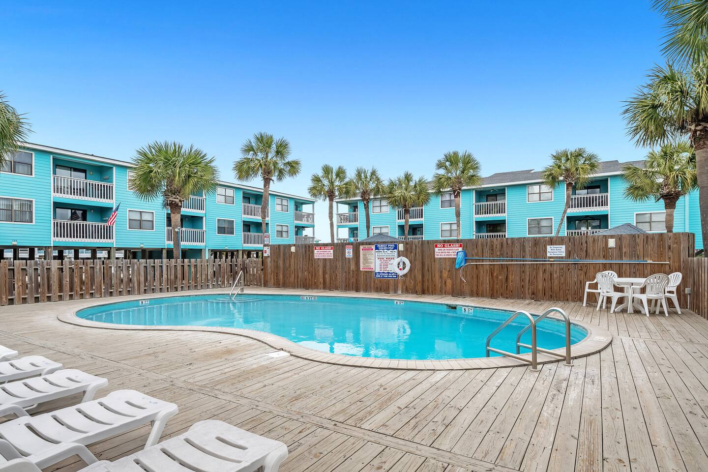 Updated Condo!-Steps2Beach-2Pools-Sleeps 6