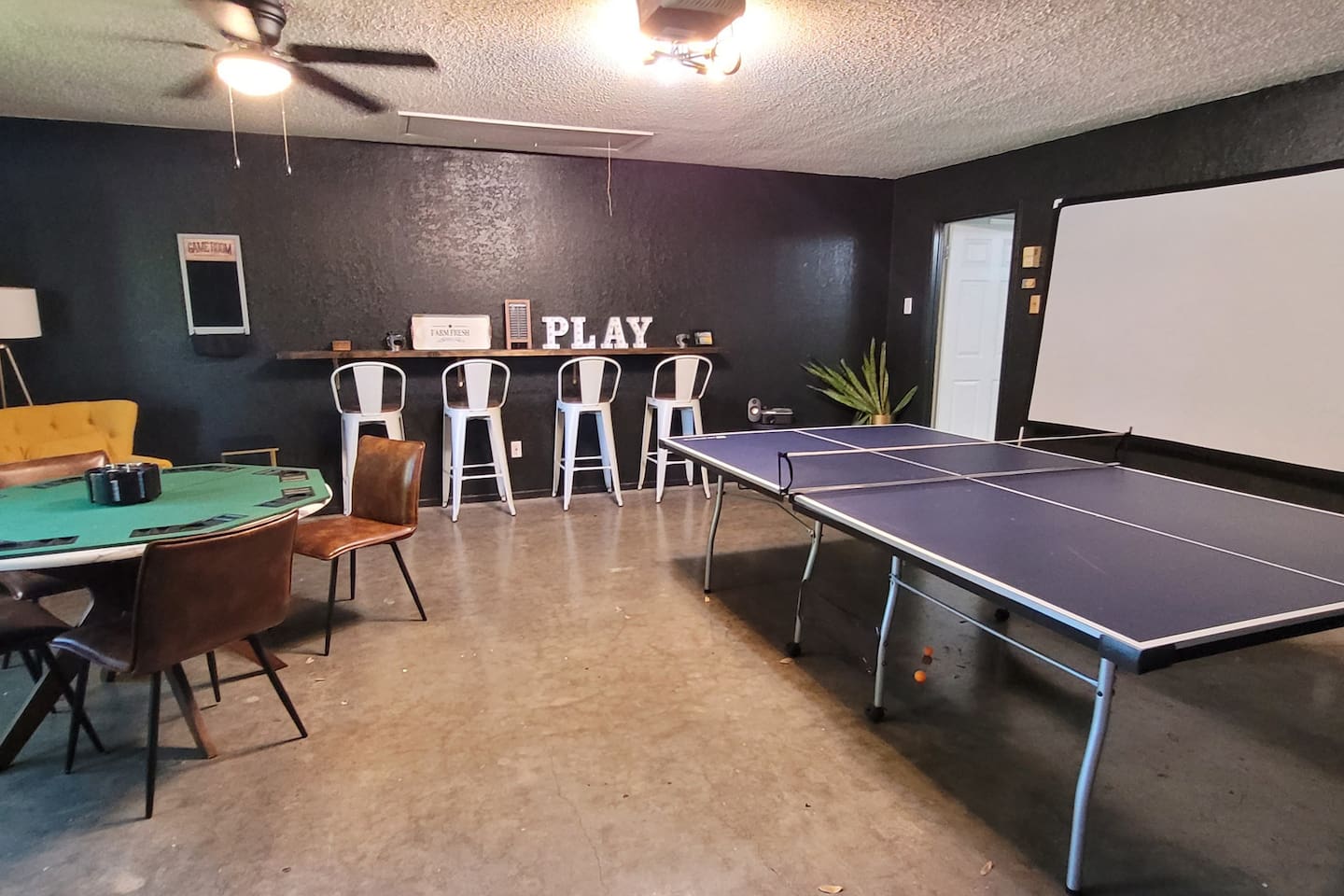 Texas Sunshine Oasis | 10 min to WACO | Spa Pets