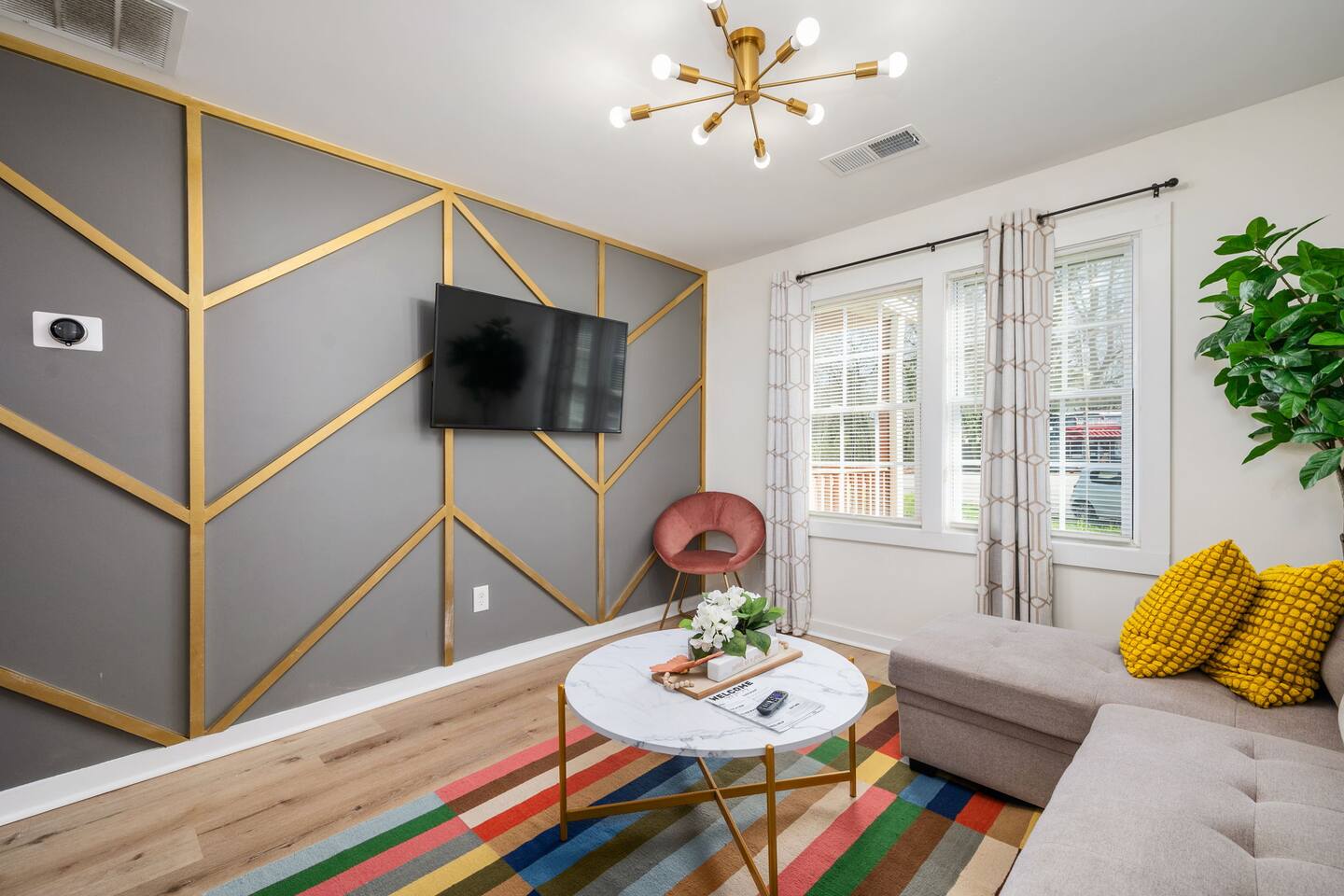 Chic 1BD in Sylvan Hills Near Southside Beltline — Atlanta — vacation rental