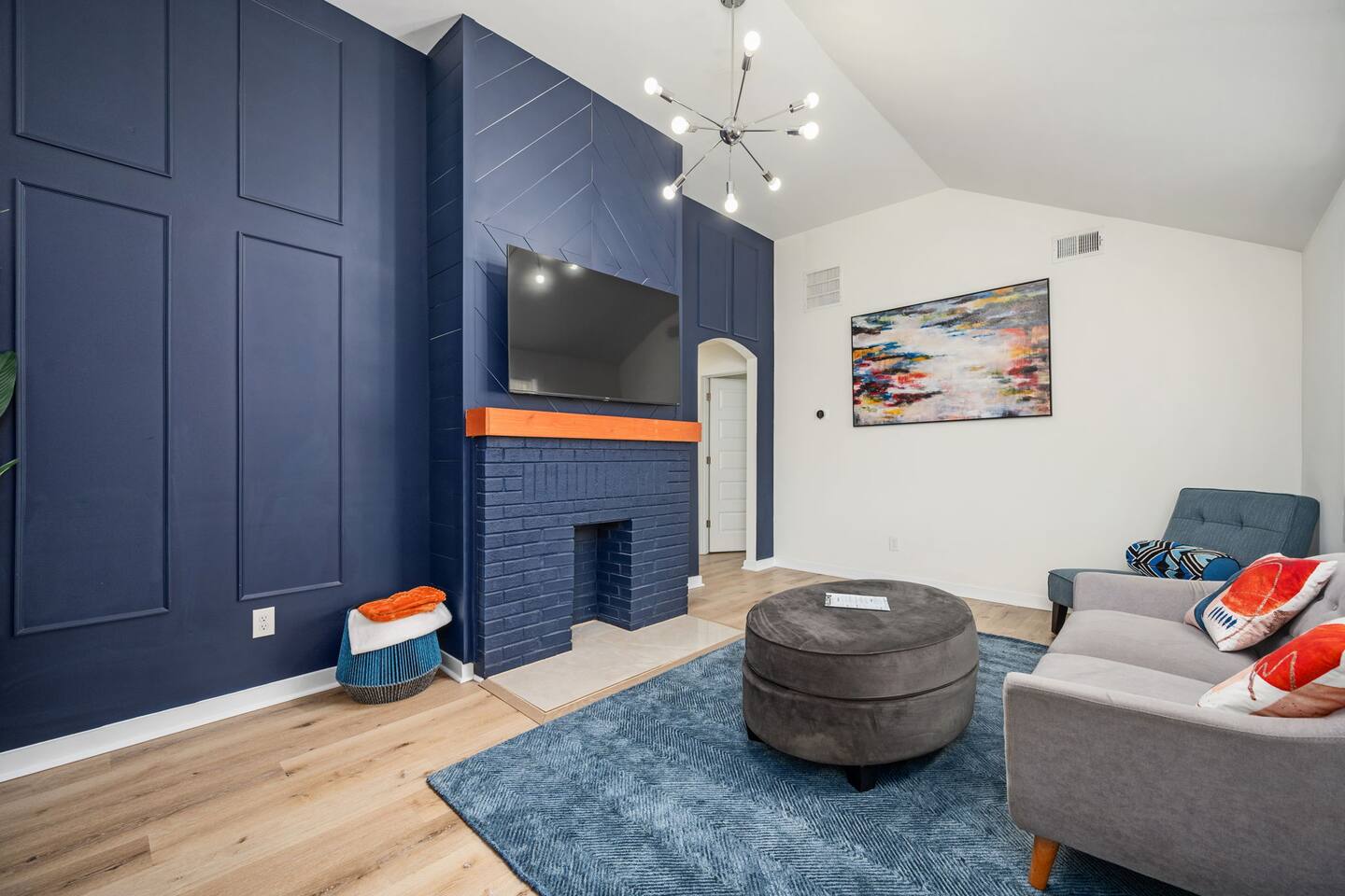 Relax in a Modern Luxury 1BD in Sylvan Hills — Atlanta — vacation rental