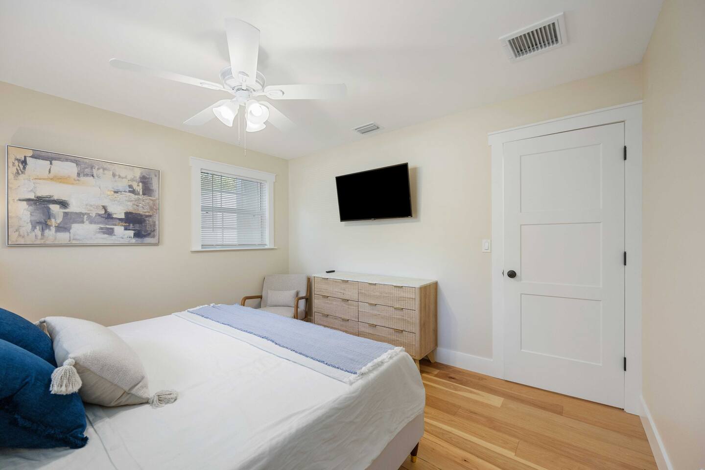 Downtown Sarasota retreat. Home in Arlington Park.
