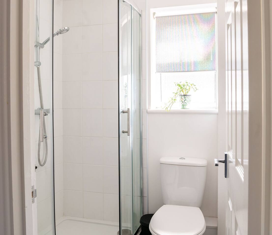 #09 Modern 2 bed Apart| Sleeps 5| near BHX NEC