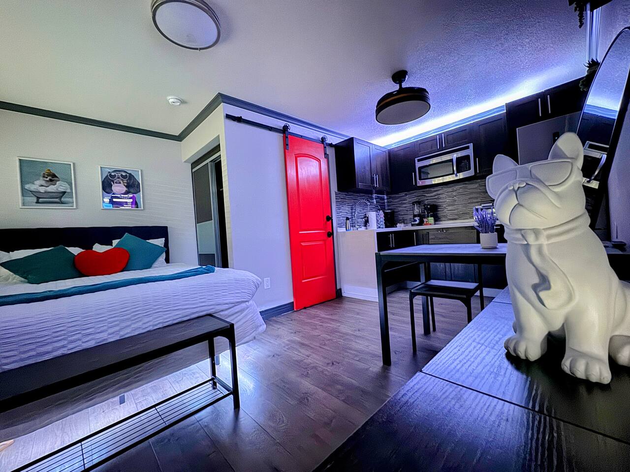 Cute Condo 3 blocks from Fremont — Las Vegas, NV — vacation rental