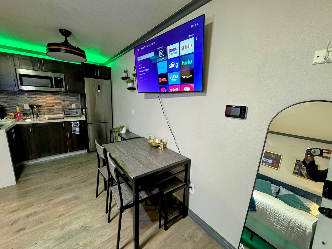 Stocked Studio, Downtown Luxury