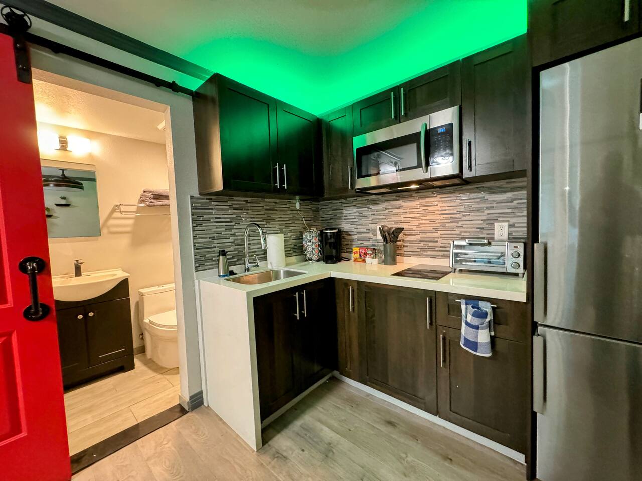 Stocked Studio, Downtown Luxury