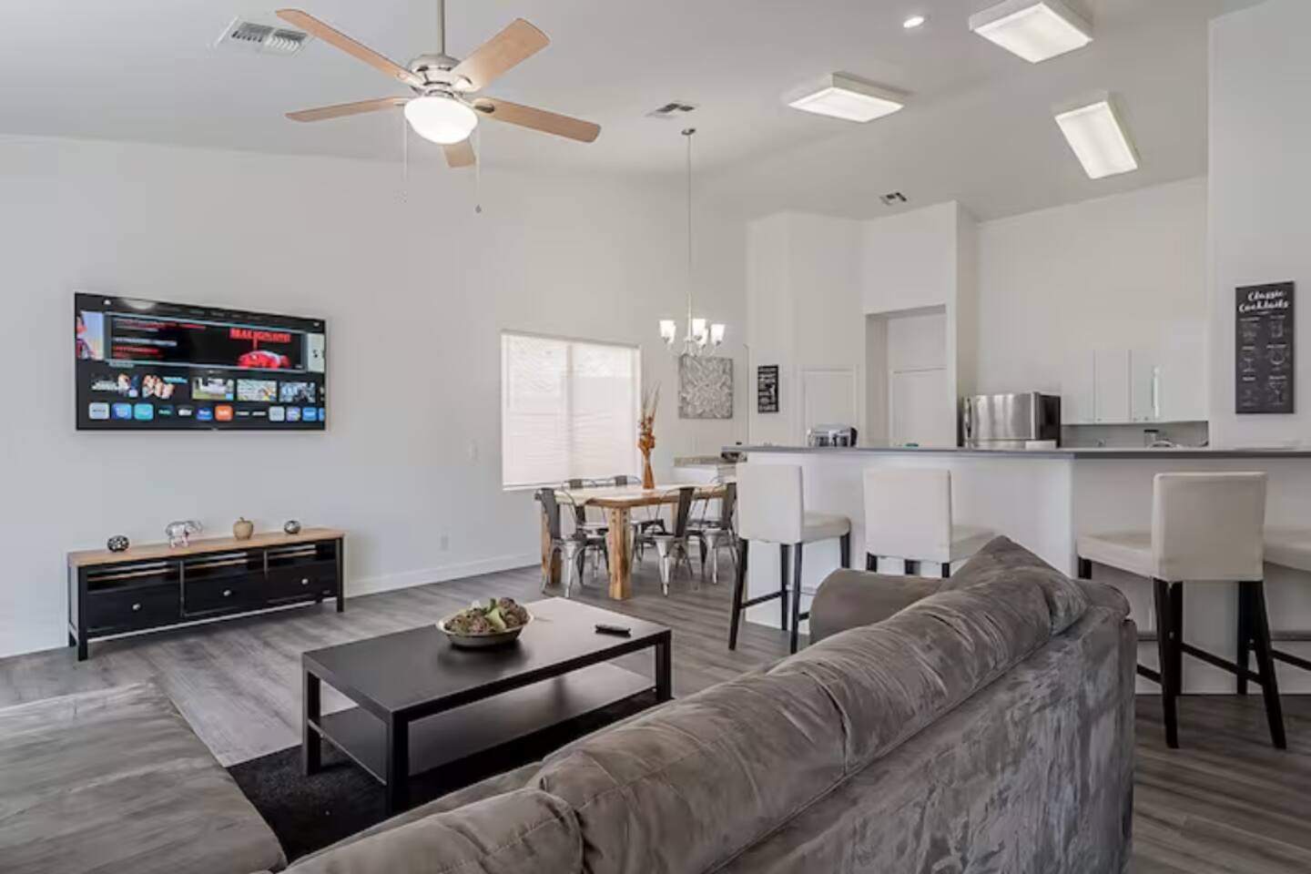 *NEW* Intimate King bed Haven — El Mirage — vacation rental