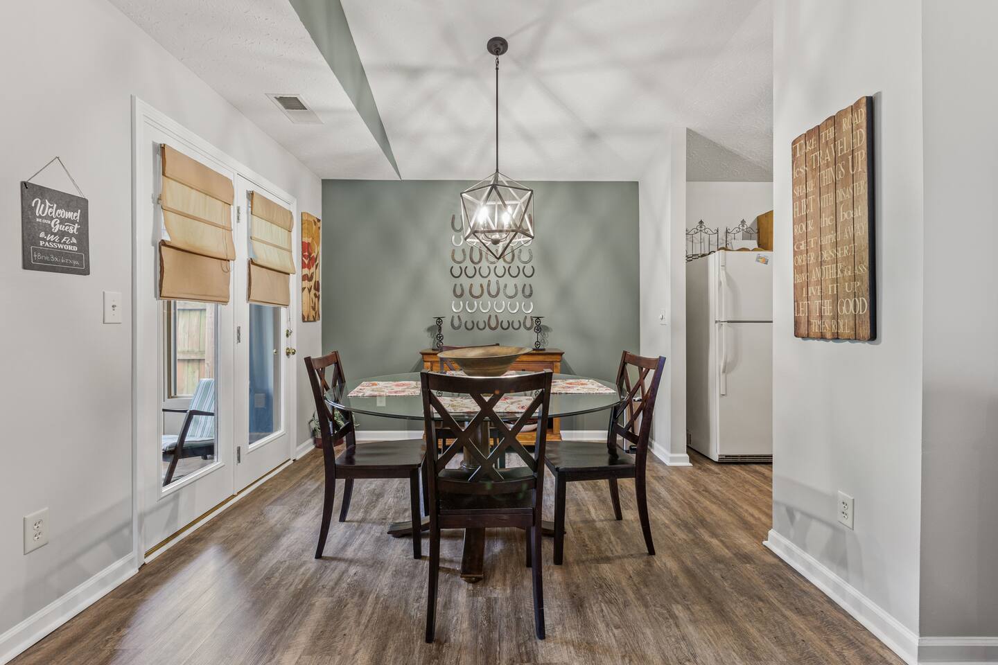 7 Miles to Horse Park/ King Size — Georgetown — vacation rental