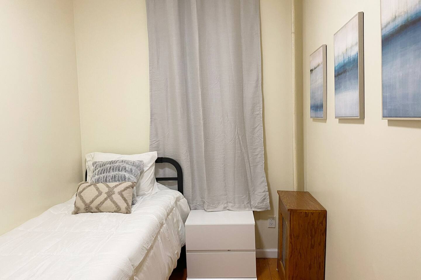 Cozy 2BR Unit | Near Maimonides & Sunset Park