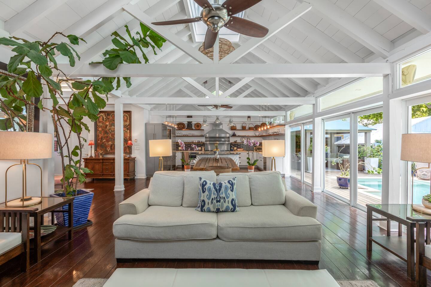 Blu-3BR Home, Pool/Kid-friendly