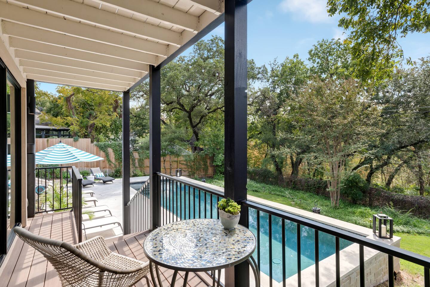 Luxury Home, Pool & Outdoor Living, 8 Min to DT