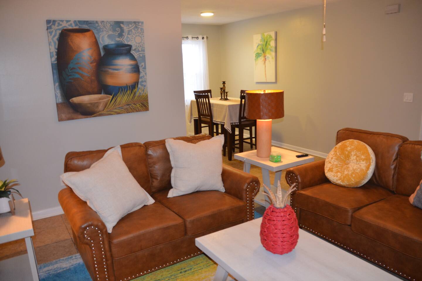Trendy Escape — Enterprise — vacation rental
