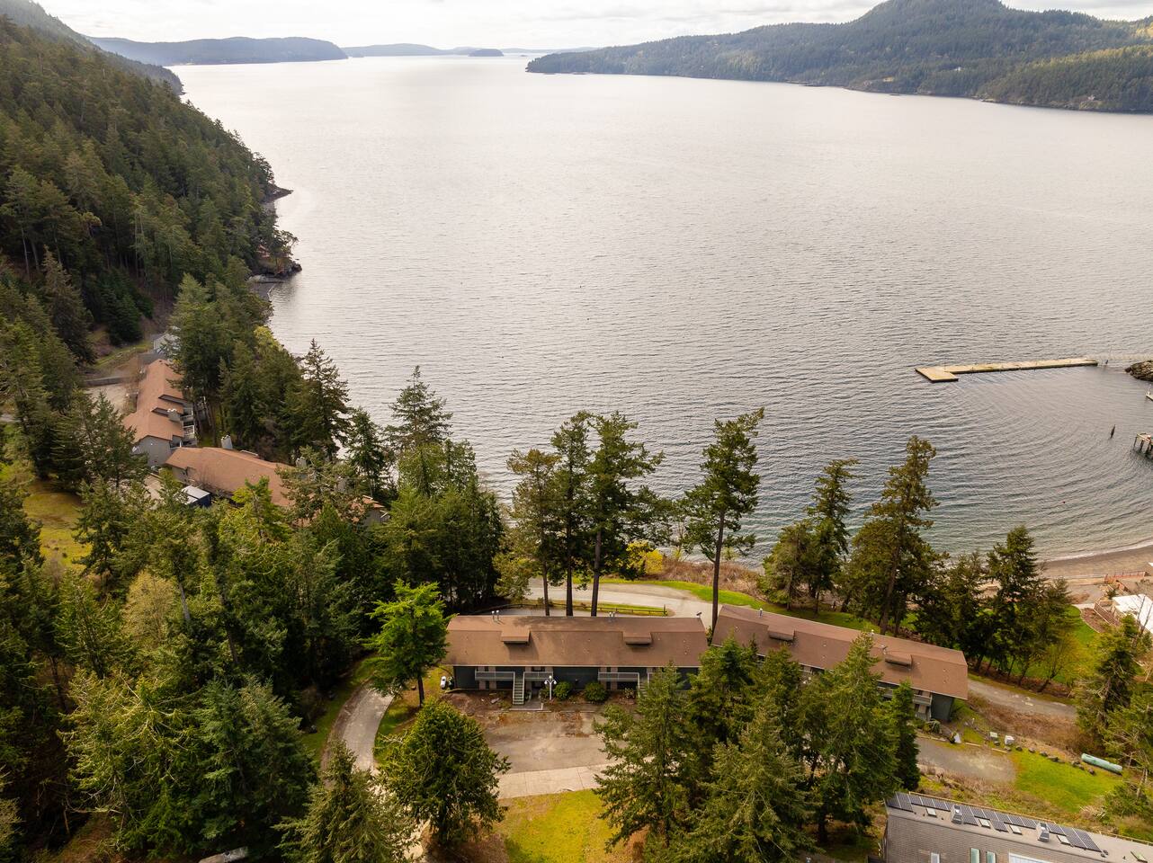 Ocean-front unit, views, hiking