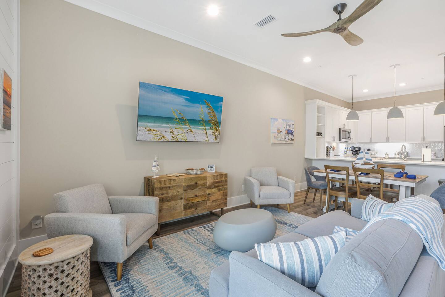 Luxury Home, Deeded Beach Access & Pool