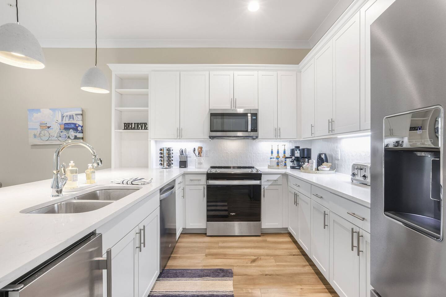 Luxury Home, Deeded Beach Access & Pool