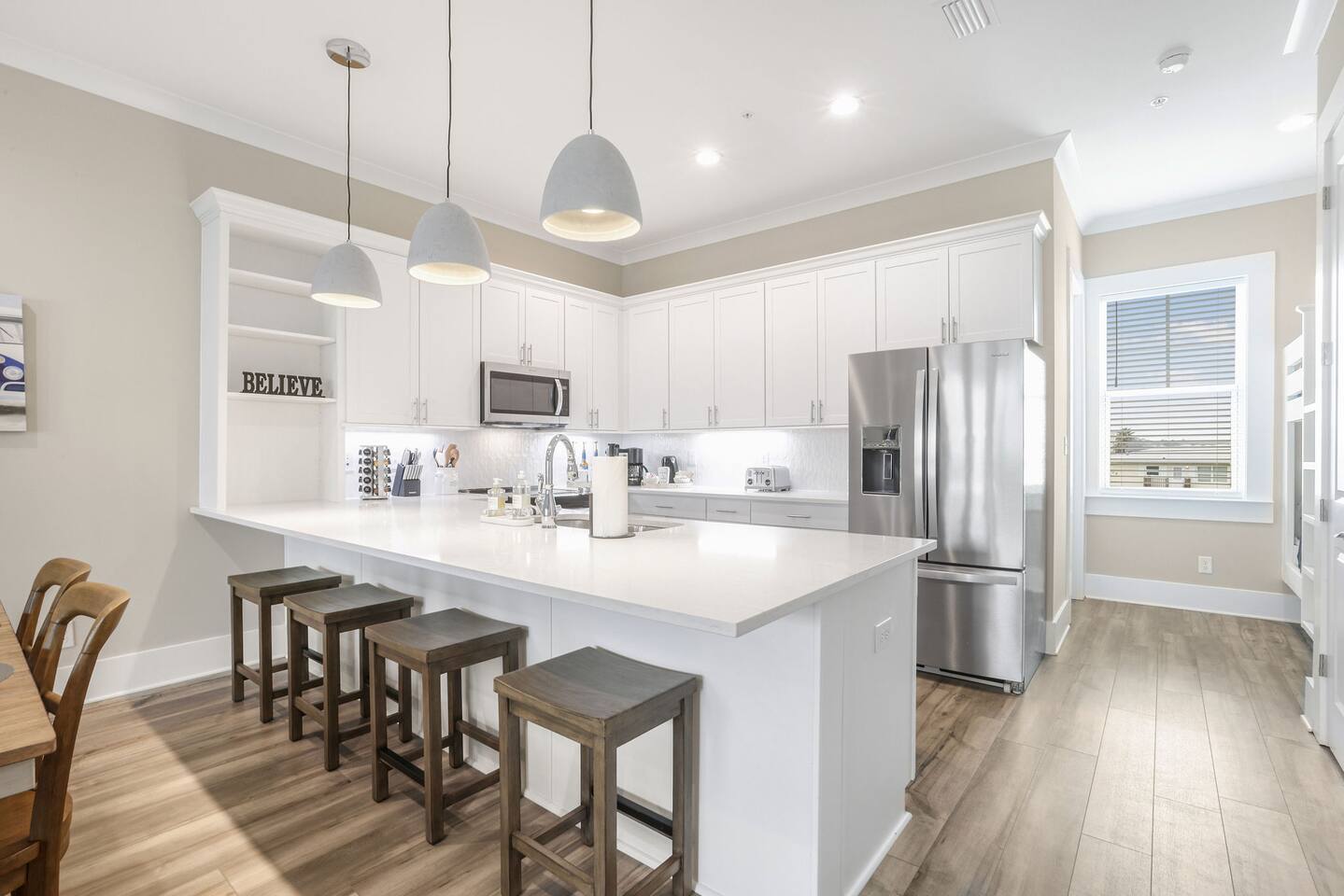 Luxury Home, Deeded Beach Access & Pool