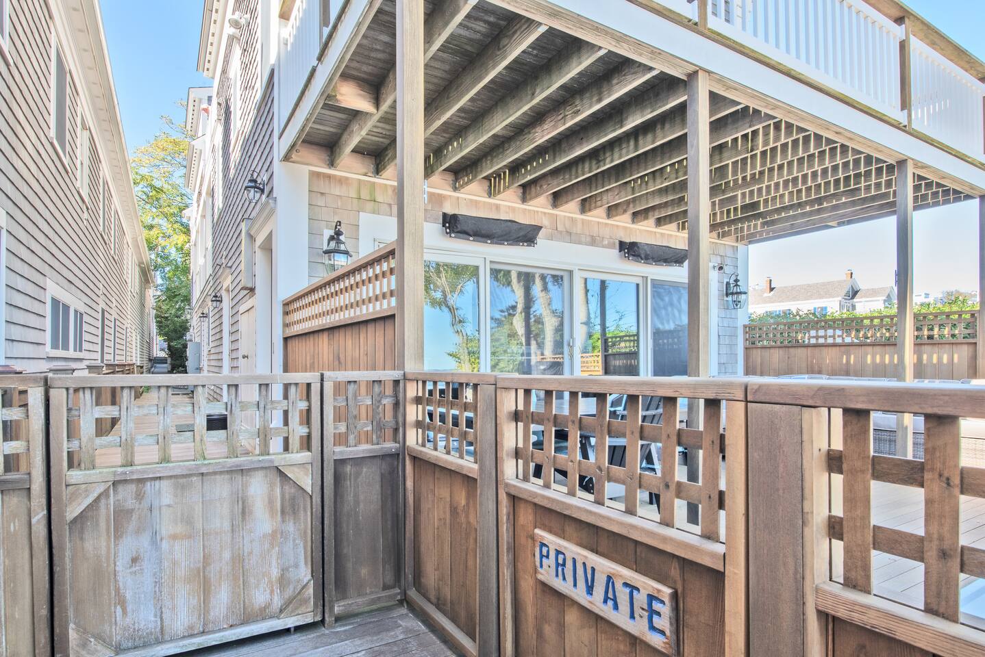 Modern Beachfront Escape - Steps from Ferry - Deck