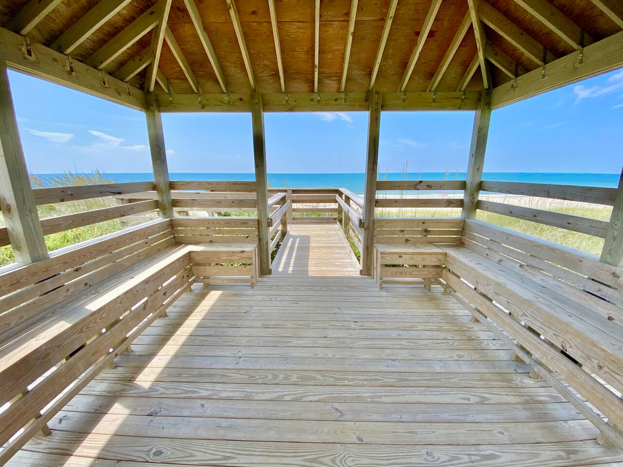 OS235 Ocean view, pool, W/D onsite, steps to beach