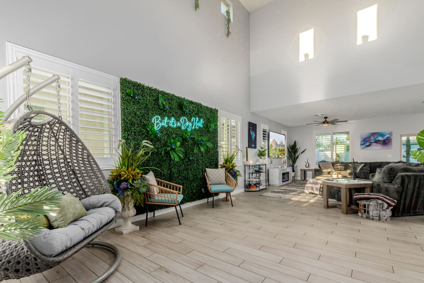 Phoenix 4BR Desert Oasis - Pool Heat Available!