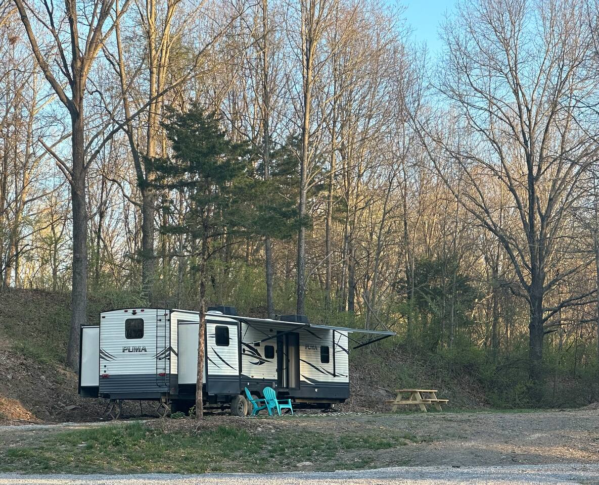 Wooded, Private Lake, Pool & Spa — De Soto — vacation rental