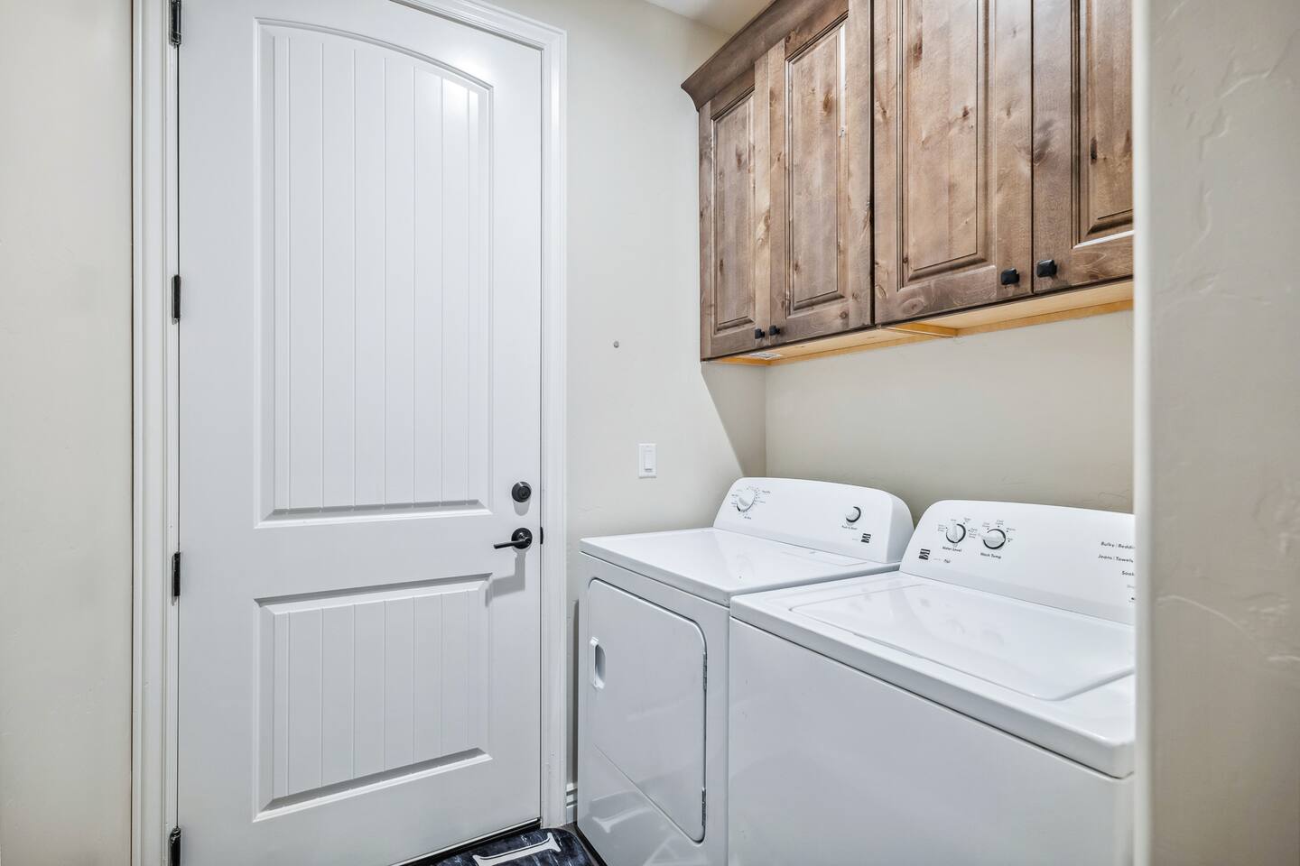 3bd | Close to Lake Mohave & Casinos! | Sleeps 7