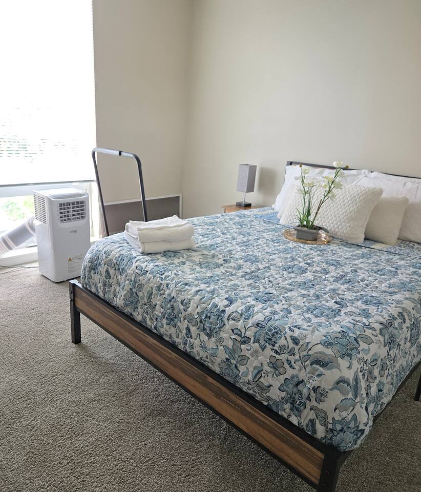 Great for WFH! Kirkland 2BR near Bellevue+Redmond