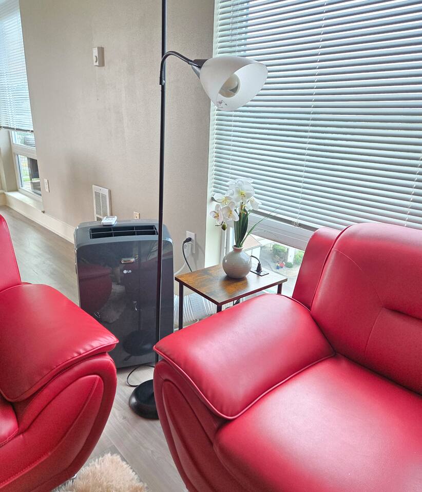 Great for WFH! Kirkland 2BR near Bellevue+Redmond