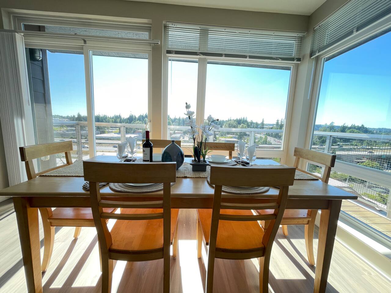 Great for WFH! Kirkland 2BR near Bellevue+Redmond