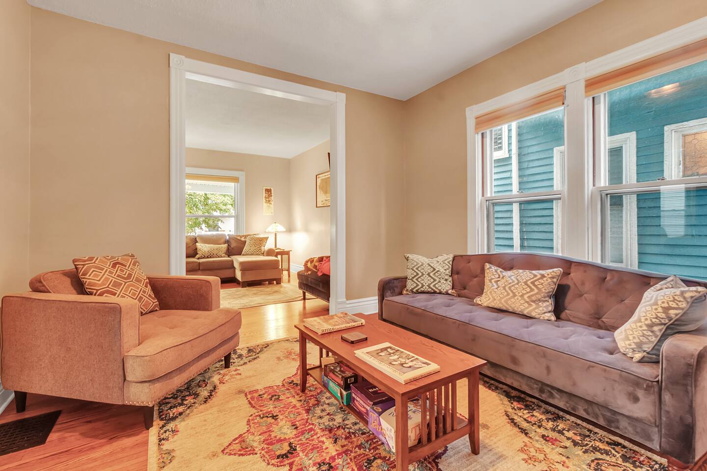 Deep Clean Stay | King Bed | Free Parking | TV — Buffalo — vacation rental
