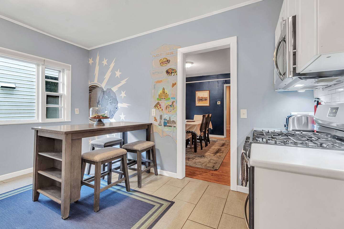Deep Clean Stay | King Bed | Free Parking | TV