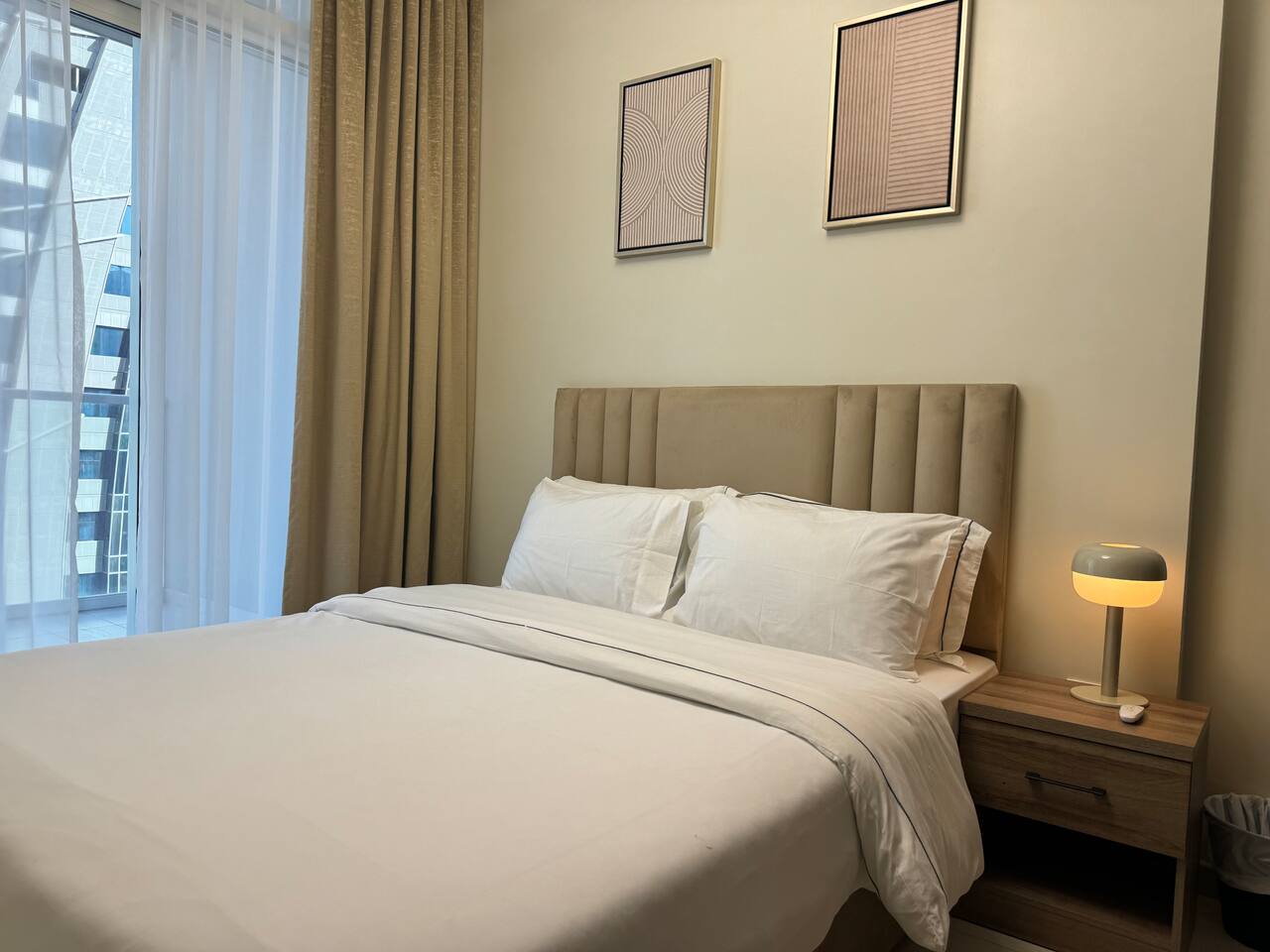 ASHRI HH, Apt in Downtown Dubai, Canal View